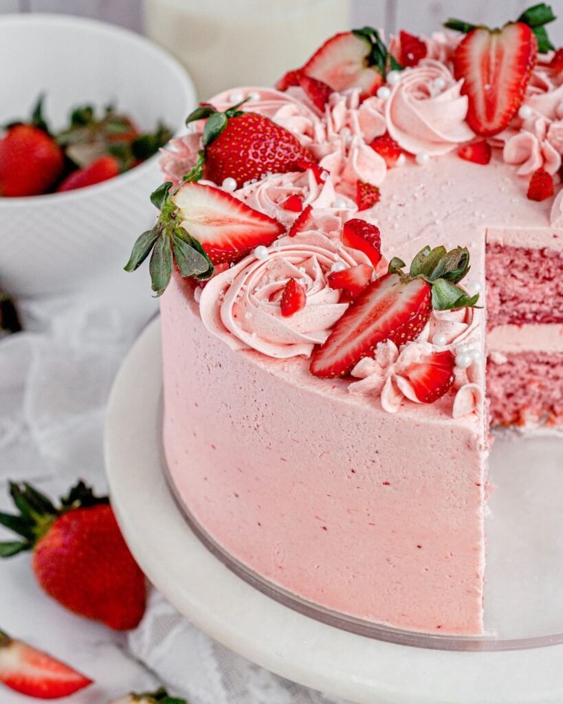Strawberry Cake with whipped cream